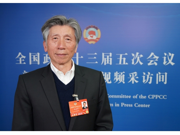 范迪安委员：大力推动科技艺术学科建设和人才培养